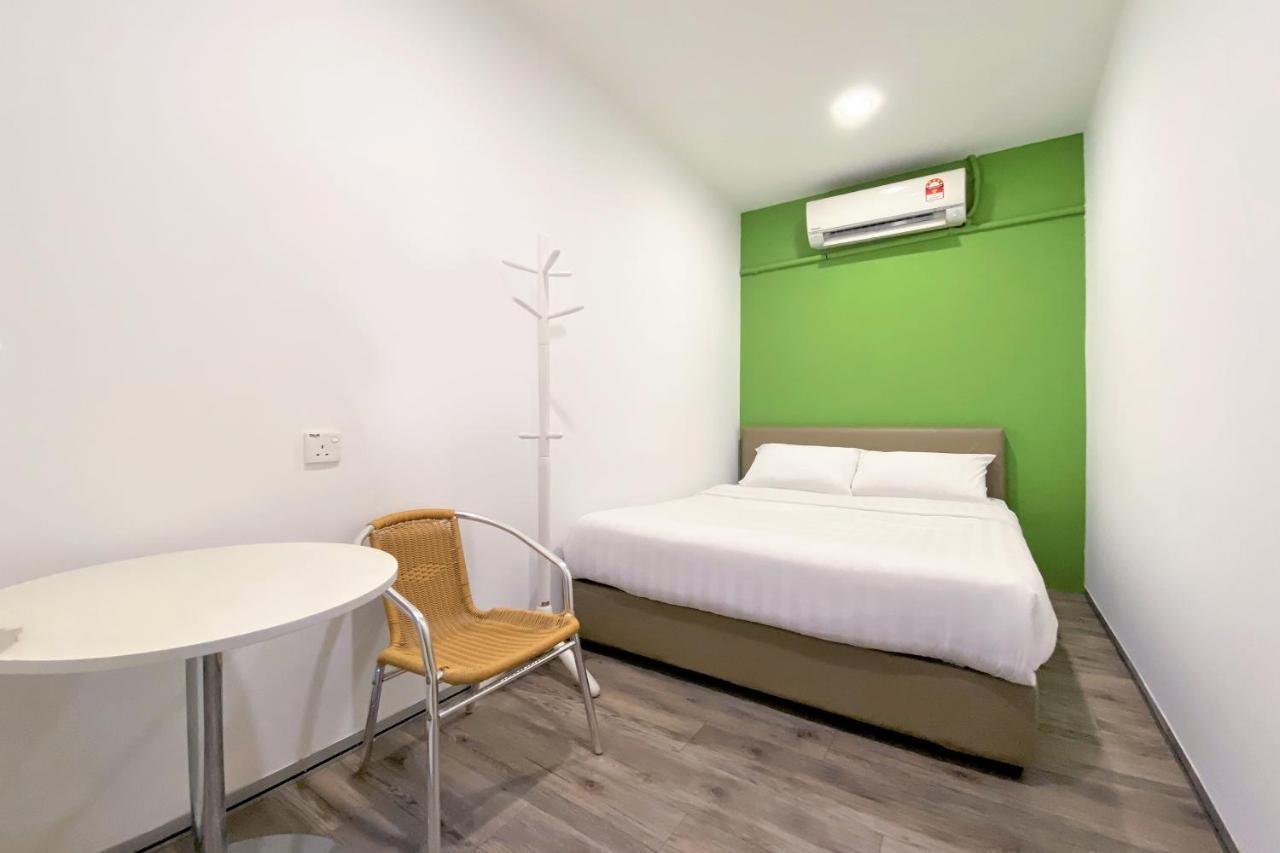 Spot On 90123 Rainbow Guest House George Town  Kültér fotó